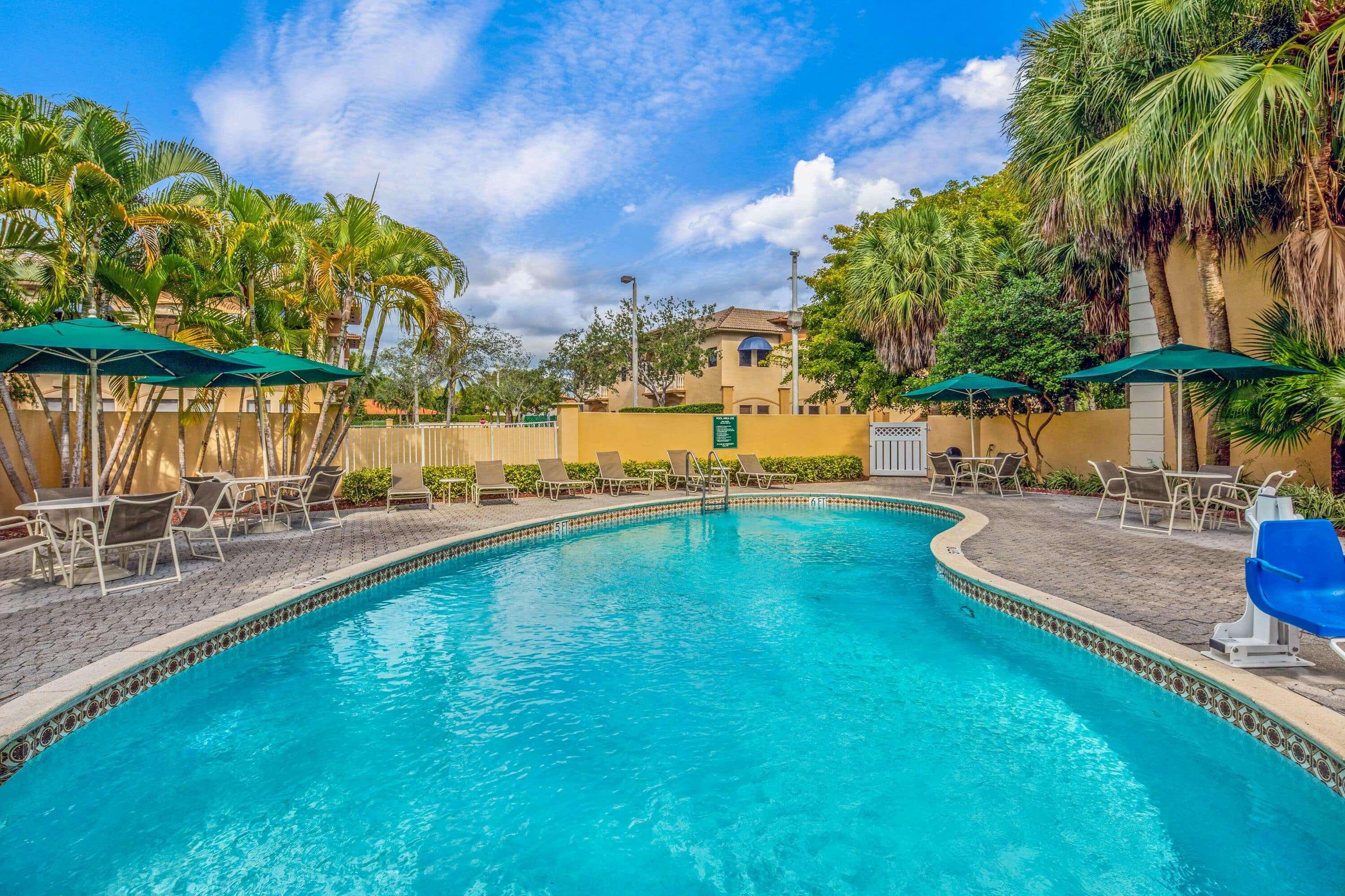 La Quinta By Wyndham Miami Lakes Extérieur photo
