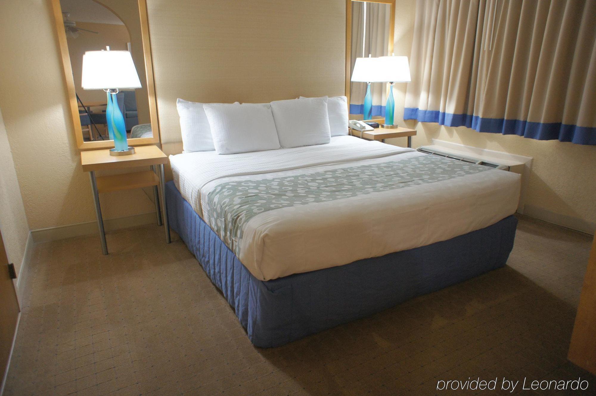 La Quinta By Wyndham Miami Lakes Extérieur photo