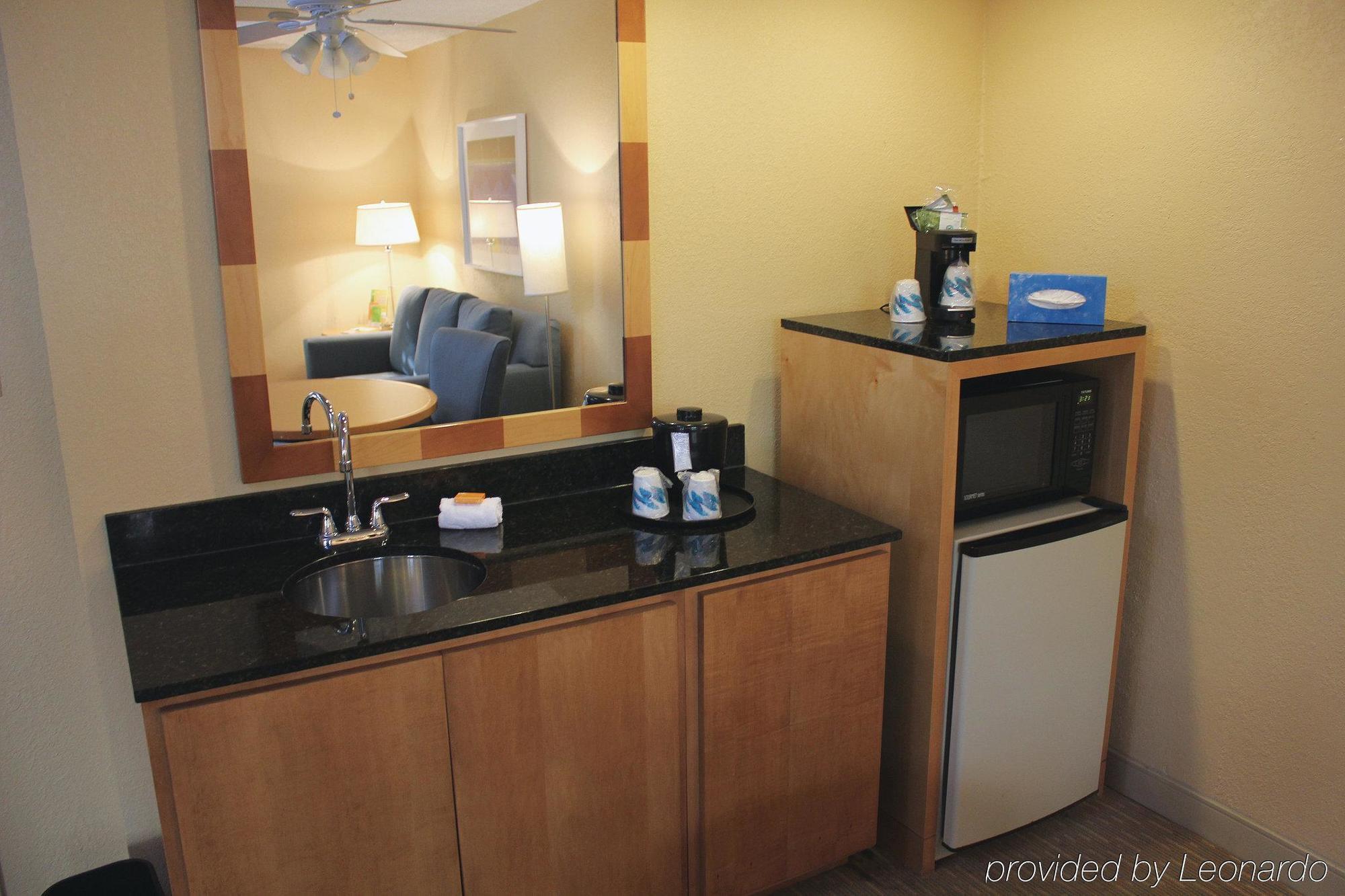 La Quinta By Wyndham Miami Lakes Extérieur photo