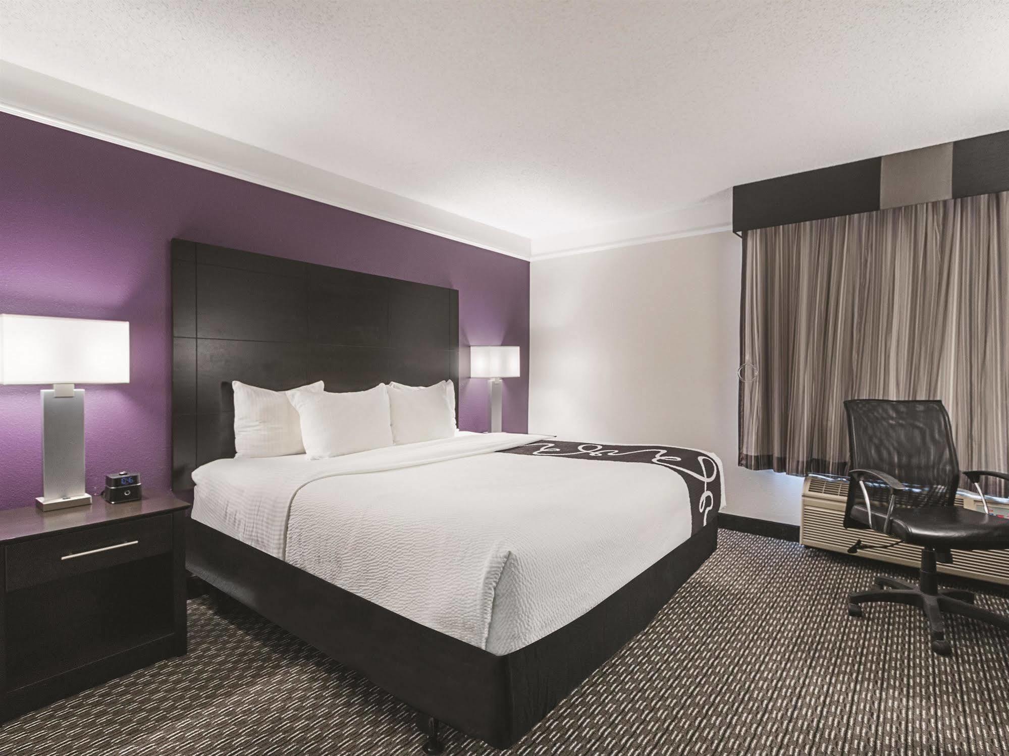 La Quinta By Wyndham Miami Lakes Extérieur photo
